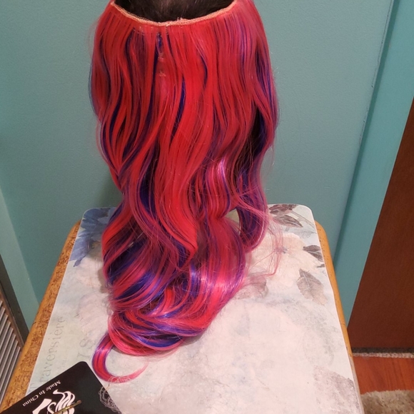 Heat Resistant 24in Colored Hair Extension - Picture 5 of 8